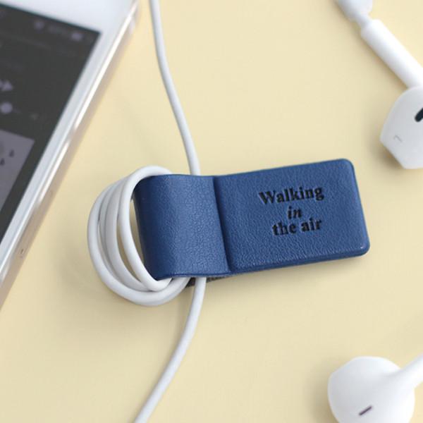 Iconic Magnet Earphone Winder / Deep Blue